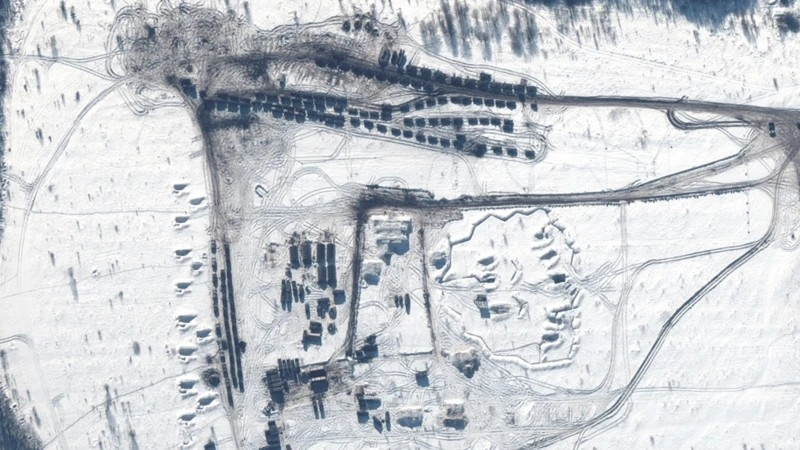 ロシア・ウクライナ戦争直前、国境付近へのロシア軍の集結。